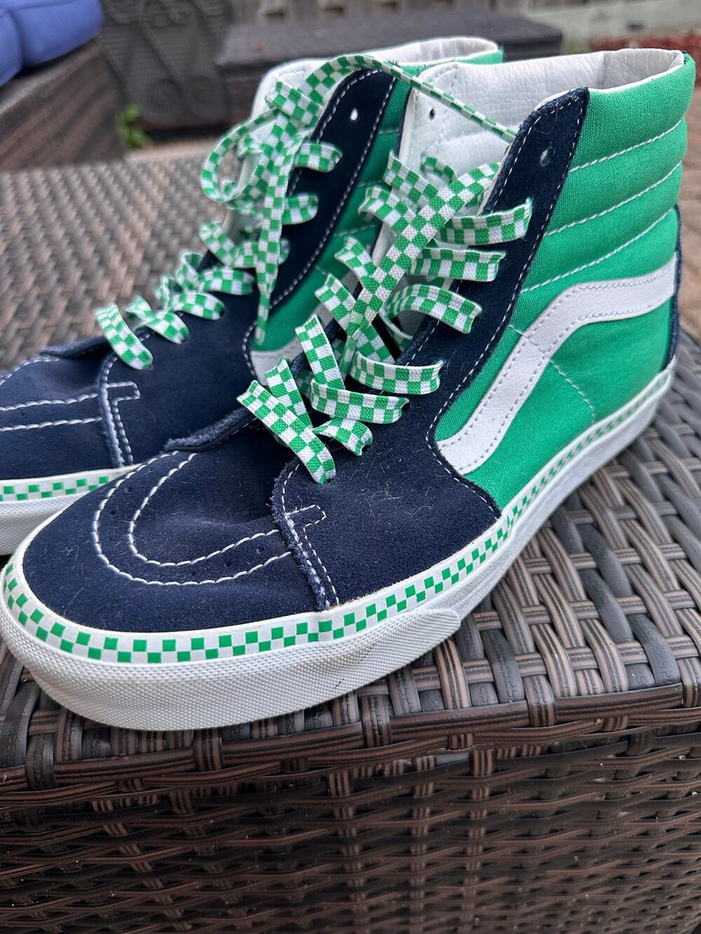 Vans Sk8-Hi Green and Navy Colorway Shoes w/Checkered Laces Size M8.5/W10